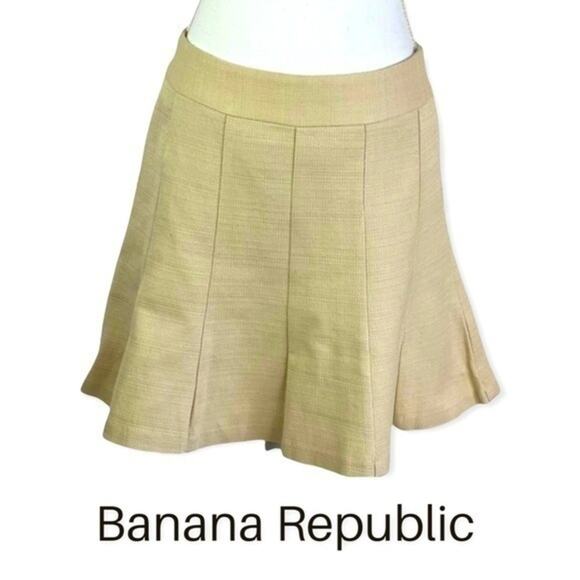 Banana Republic Cream Paneled‎ 100% Cotton Career Academia Skirt NWOT Size 6 - Picture 1 of 10